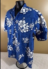 Vintage 90s Pacific Legend Hawaiian USA Made Floral Hawaii Button Up Tee Size L