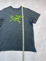 Arc’teryx Gray Graphic Logo T Shirt Men’s Size XL Outdoor Hiking Tee