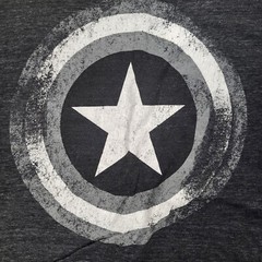 Marvel Comics Men’s Small Captain America Shield Distressed Look Black Tshirt