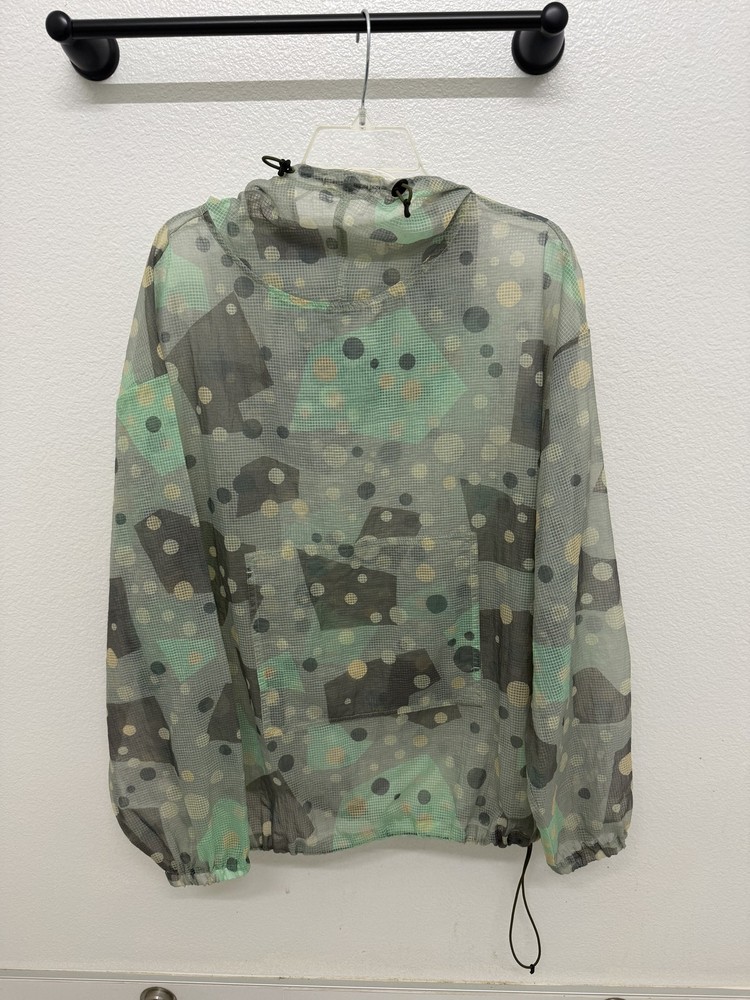 Lightweight Camo Print Windbreaker Jacket with Hood & Mesh Lining