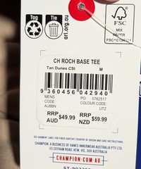 Champion Men’s Rochester Base NY Tan Stretch Crewneck T-Shirt Size Medium – NWT