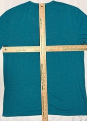 2 APT 9 Premier Flex Men’s T-Shirt Pink Green Solid V-Neck Tee Bundle Excellent