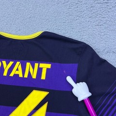 Nike Kobe Bryant 24 Mambacurial Soccer Shirt Jersey Futbol M Basketball Striped*
