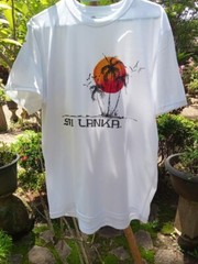 Handmade Sri Lankan T-Shirt – Authentic Island Design | 100% Cotton