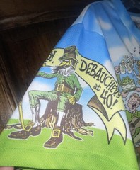 McGuire’s Irish Pub Graphic T-Shirt L ST. Patrick’s Day 5kRun 40th Anniversary