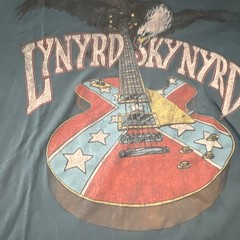 Trunk -Lynyrd Skynyrd Men’s T-Shirt