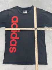 Adidas Go-To Tee Men M Black Red Vertical Logo Graphic Short Sleeve Shirt