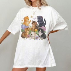 Cute Kitten Graphic T-Shirt, Vintage Cat Lover Tee, Comfort Colors Ivory Shirt,