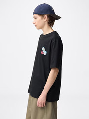 GU Graphic T-Shirt COCHAE Tee Japan Limited NEW Fuku New Happy Japanese Black