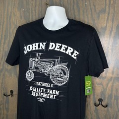 John Deere Shirt Mens Medium 1947 Model G Tractor Graphic Tee Farm Equipment