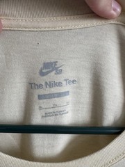 Nike SB Size XL Yellow Loose Fit Tshirt Short Sleeve