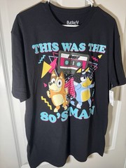 Bluey This Was The 80’s Man Bandit & Chilli Black Tee | Size L | NWT