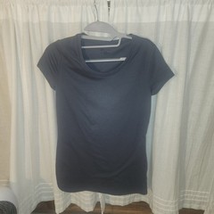Women’s Blueish Gray Solid Slim Fit Scoop Neck Short Sleeve Jersey Tee