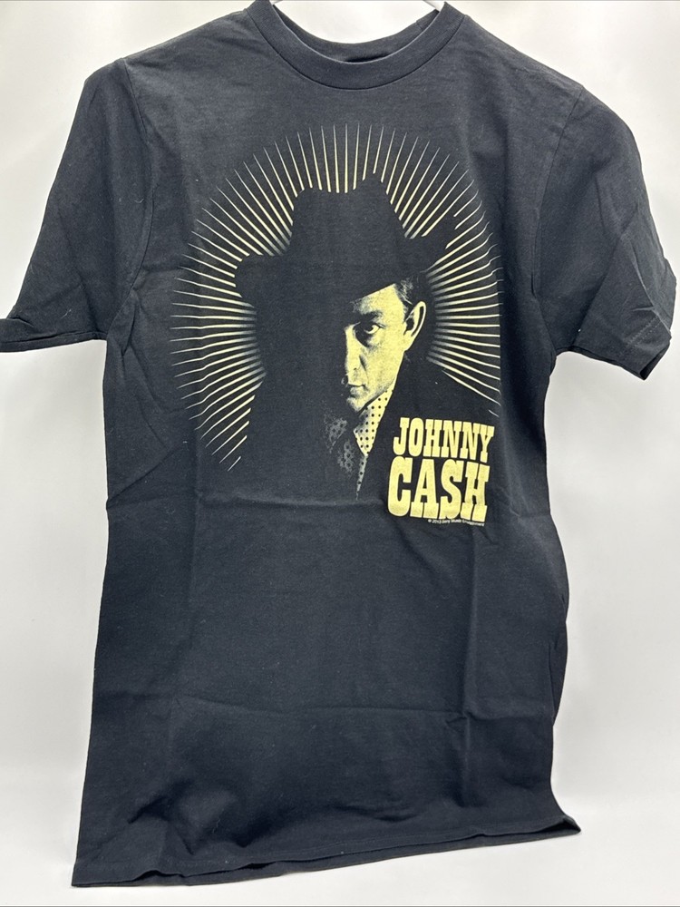 Bay Island Sportswear Johnny Cash Graphic Short Sleeve Unisex Tee Shirt – SMALL
