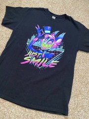 Official Hazbin Hotel (MEDIUM) ALASTOR “Just Smile” SHIRT M Limited Shark Robot