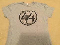 BOB MILLER 44 YEARS TRIBUTE LOS ANGELES KINGS HOCKEY MENS XL T SHIRT