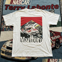 Marlboro Racing white T-shirt NASCAR Rare tee Short Sleeve tee S-5XL