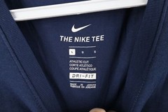 New Nike Mens Size Large Team Issued University of Michigan Soccer T-Shirt Blue