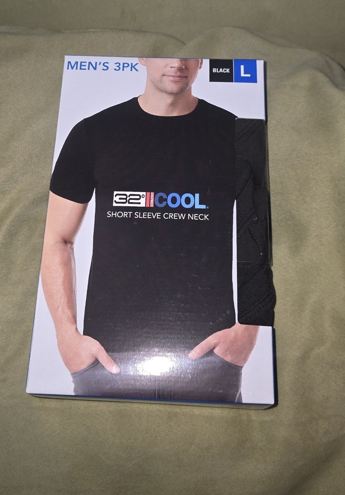 3 Pack Of 32 Degrees Men’s Cool Tee Short Sleeve Crew Neck Black SZ. L NEW