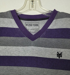 Zoo York T-Shirt Mens Large Purple Gray Striped V-Neck Cotton Poly Blend casual