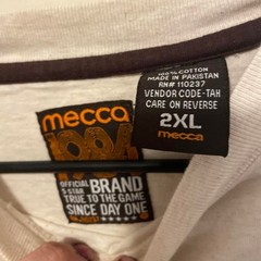 Mecca Men’s Grey and White T-shirt