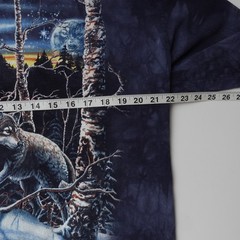 The Mountain Wolf Snowy T-shirt Blue Find 13 Wolves Snow Scene Large Long Sleeve