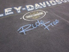 Vintage 1990s Harley Davidson Motorcycles Ride Free Embroidered Ohio T Shirt (L)