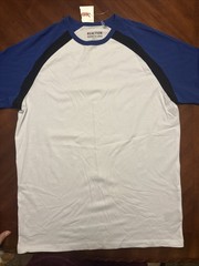 NWT Men’s T-shirt Kenneth Cole Reaction, Size Small