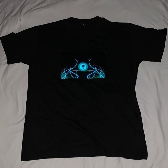 El Flashing Sound Activated LED T-Shirt Skull Black Short Sleeve Medium