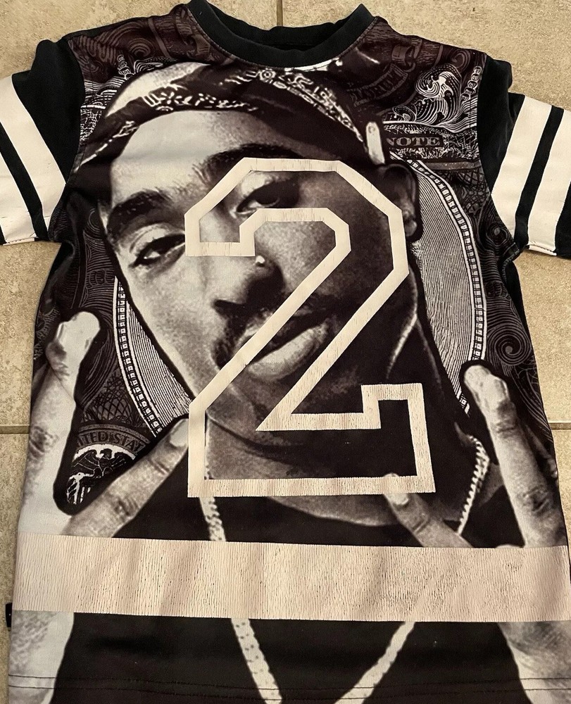 VTG Maxi Milian NY Tupac Shirt Size Small (8) Distressed Graphic Print Rap