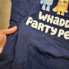 Bluey Adult T-Shirt – Bingo Bluey Whaddup, Party People Sze 2XL/2TG 50/52