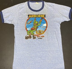 Vintage Airborne T-Shirt L Parachute Army Ranger 70’s The Rats Hole Screen Stars