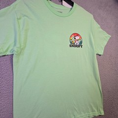 Peanuts® Hiking Snoopy t shirt Men Large Green Charlie Brown Classic Camping NWT