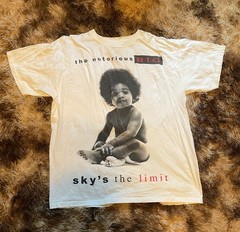 Brooklyn Mint The Notorious B.I.G. Sky’s The Limit Graphic T-Shirt