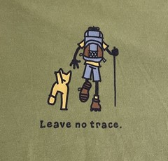Men’s Life is Good Light Green “Leave no trace” Tshirt Hiker & Dog Sz XXL