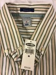 Button down shirt size M old navy brand nwt $ 24.50