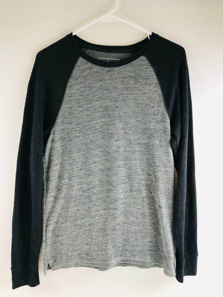 Urban Pipeline Shirt Men’s Size Small Gray Heater Long Sleeve Round Neck Tee