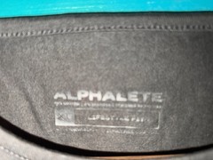 Men’s XL Alphalete Lifestyle Fit TShirt Black Short Sleeved Scoop Neck