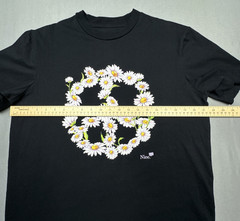 Daisy Flower Peace Sign Womens T-Shirt Small Retro Hippie 60s 70s Boho Aesthetic