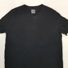 Mossimo Supply Co. Athletic Fit Men’s Medium Black T-Shirt Short Sleeve V-Neck