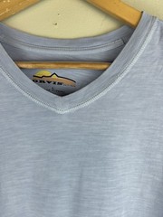 Orvis Mens Sz L Light Blue Slub Knit V-Neck Short Sleeve Tee Soft Cotton Peru