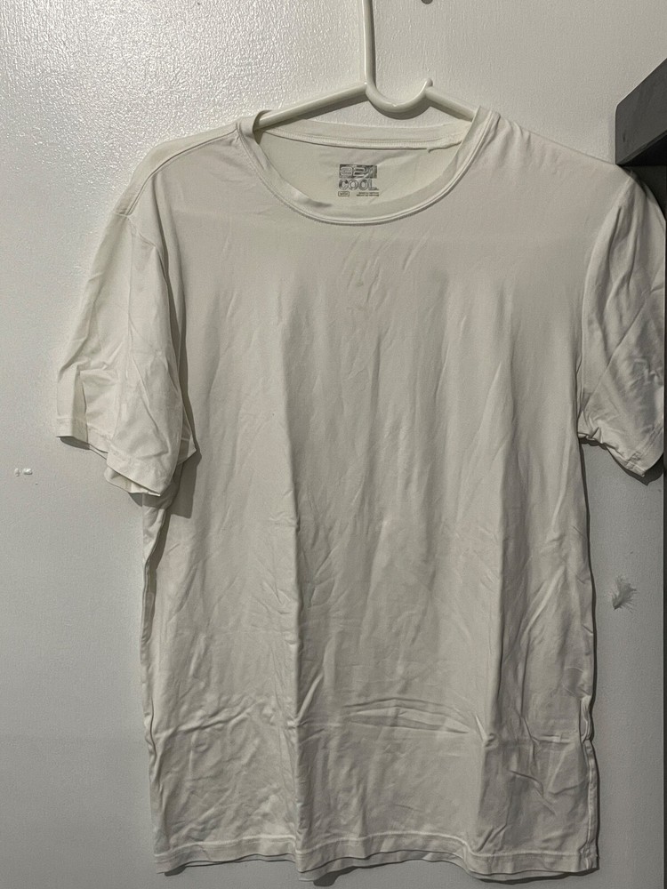 Men’s 32 Degree Cool White Shirt Size Small