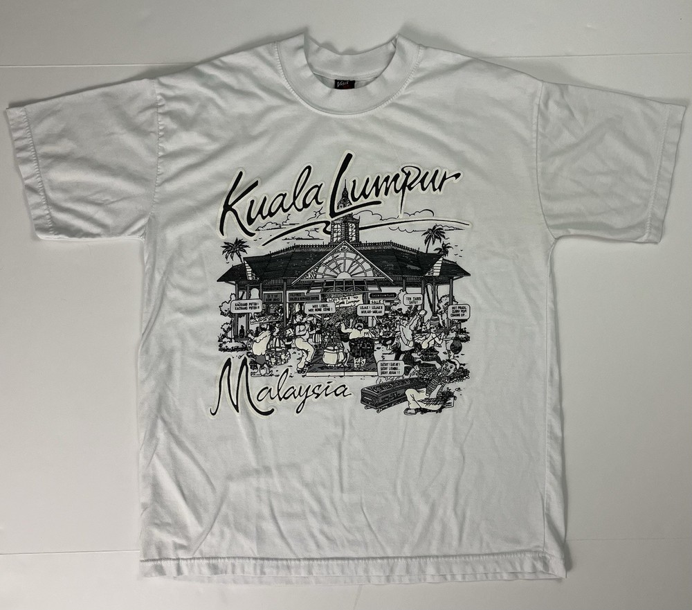 Vintage Kuala Lumpur Malaysia White Cotton T-shirt Medium Black Graphic Tee 90’s