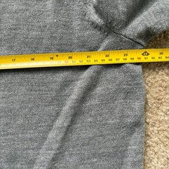 Dockers T-Shirt Mens Extra Large Gray Crew Neck Acrylic Diamond Pattern Sz XL