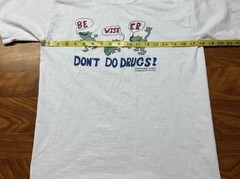 MENS USED VINTAGE 90S SINGLE STITCH DONT DO DRUGS PARODY SHIRT SIZE MEDIUM