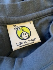 Life Is Crap T Shirt New Small🌺