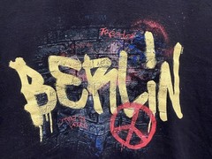 Berlin Wall Rare Art Graffiti Black XL Shirt B&C Collection #E150