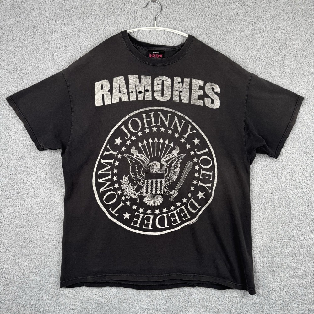 2008 Ramones T Shirt Mens Vintage Size 2XL Band Tee Black Y2K Concert/Tour Shirt