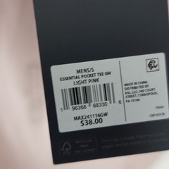 NEW VRST Men’s Essential Pocket Tee Light Pink Size S SS Gym Train Run Athletic