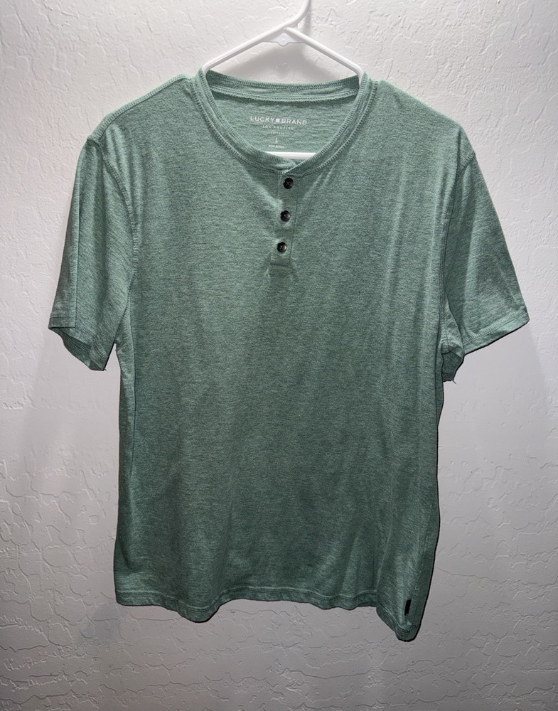 Lucky Brand Men’s Green Solid Henley T-Shirt Short Sleeve Button Size L